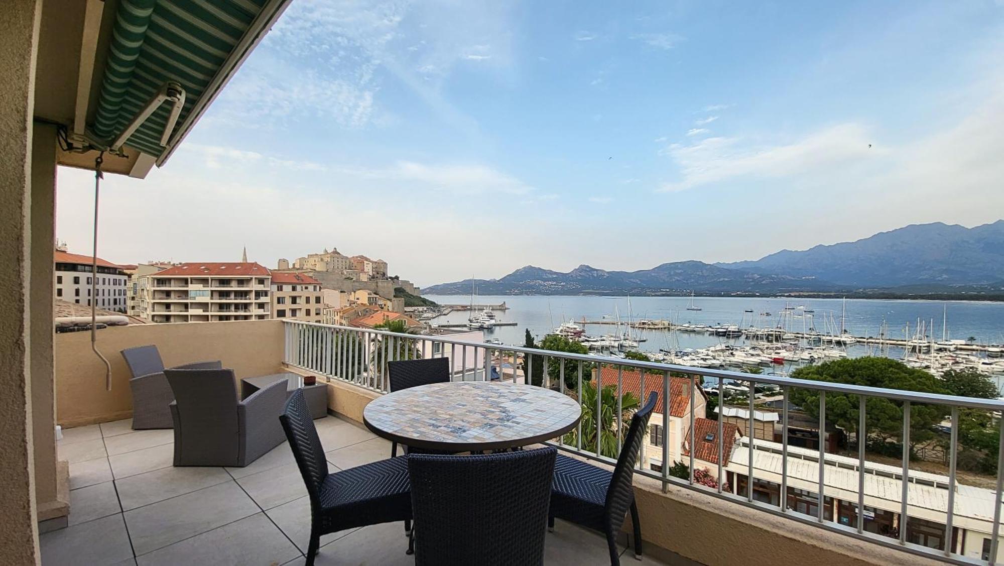 Appartement Sur La Baie, En Centre Ville Calvi  Exterior foto